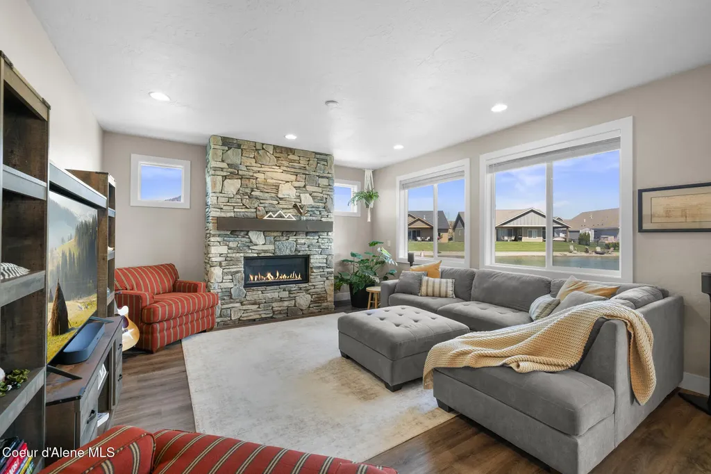 13806 N Treasure Island Court Rathdrum ID 83858
