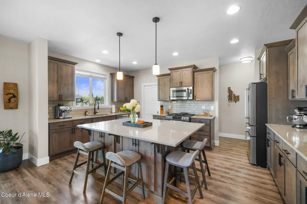 13806 N Treasure Island Court Rathdrum ID 83858