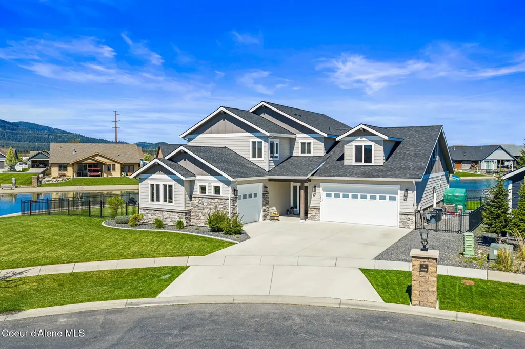 13806 N Treasure Island Court Rathdrum ID 83858