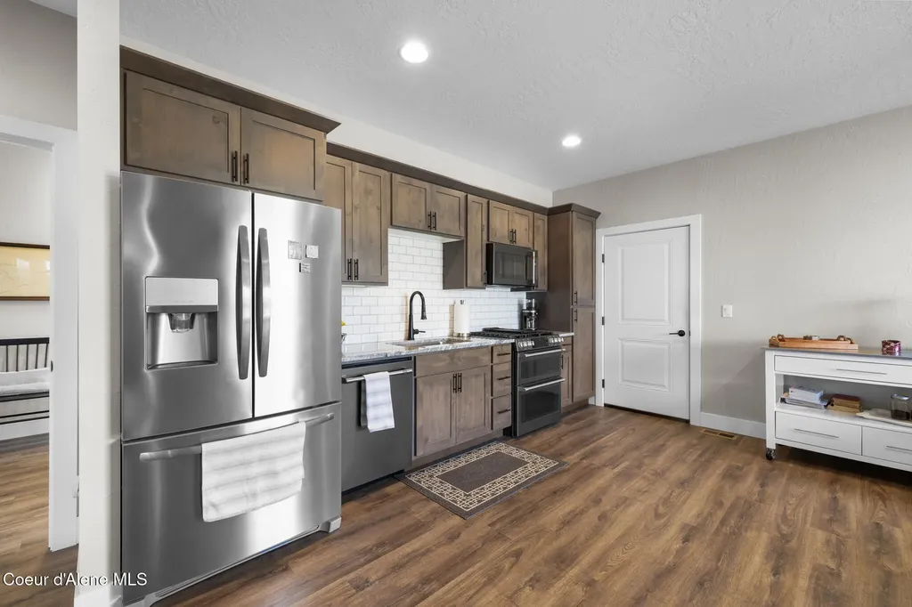 13806 N Treasure Island Court Rathdrum ID 83858