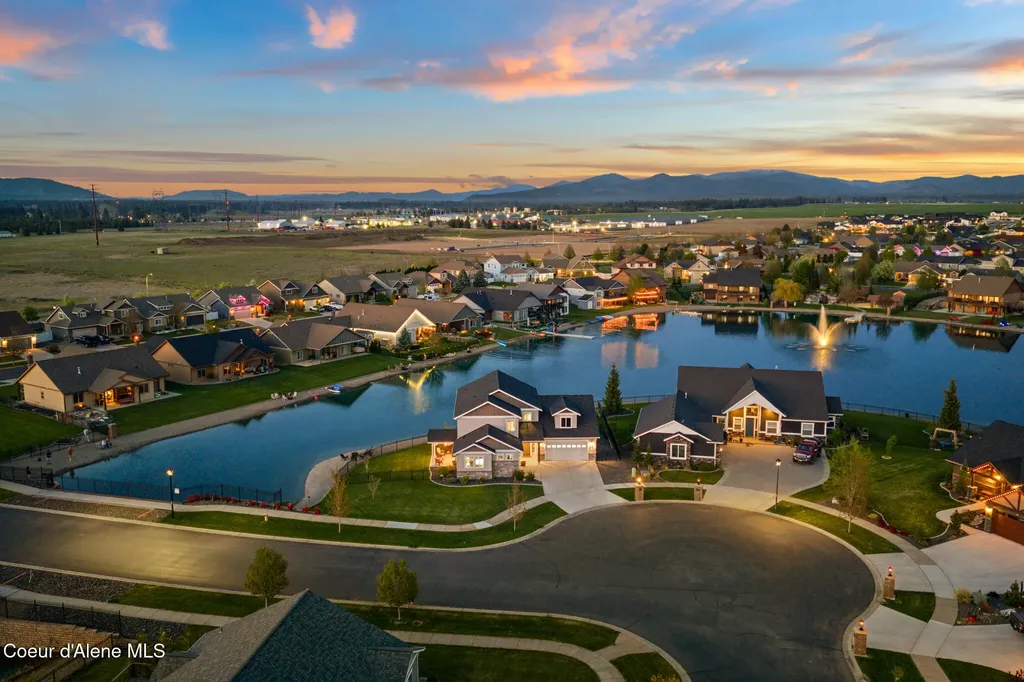 13806 N Treasure Island Court Rathdrum ID 83858