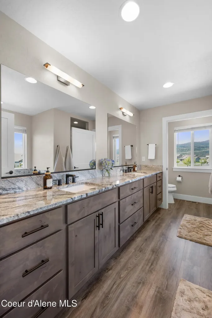 13806 N Treasure Island Court Rathdrum ID 83858