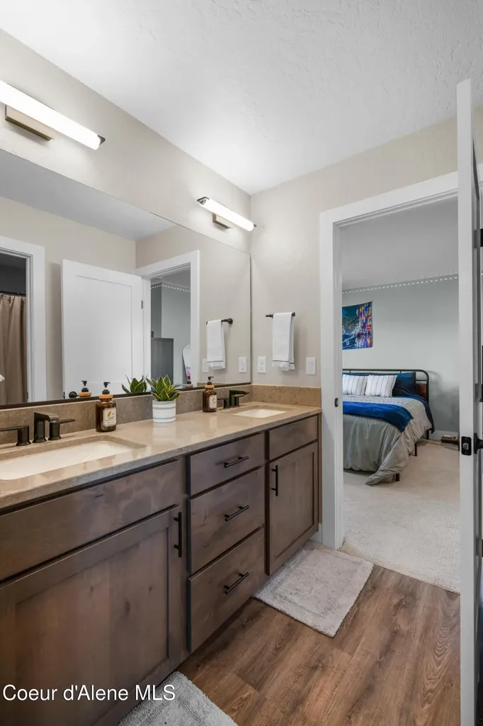 13806 N Treasure Island Court Rathdrum ID 83858