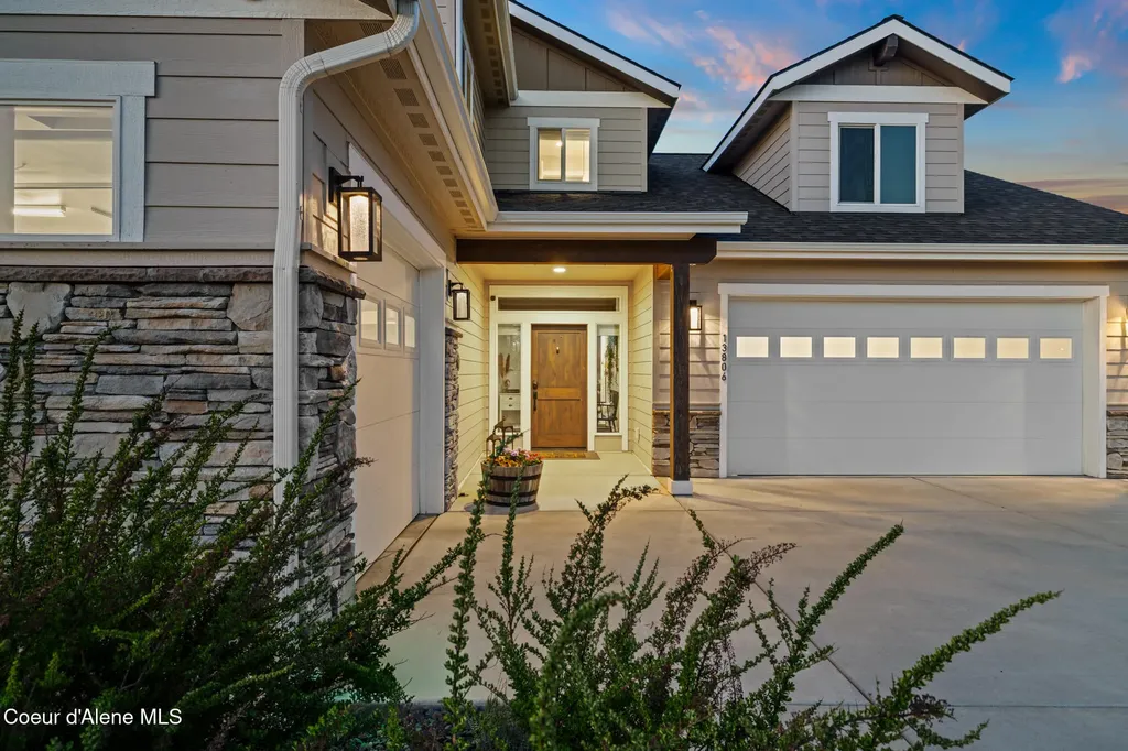 13806 N Treasure Island Court Rathdrum ID 83858
