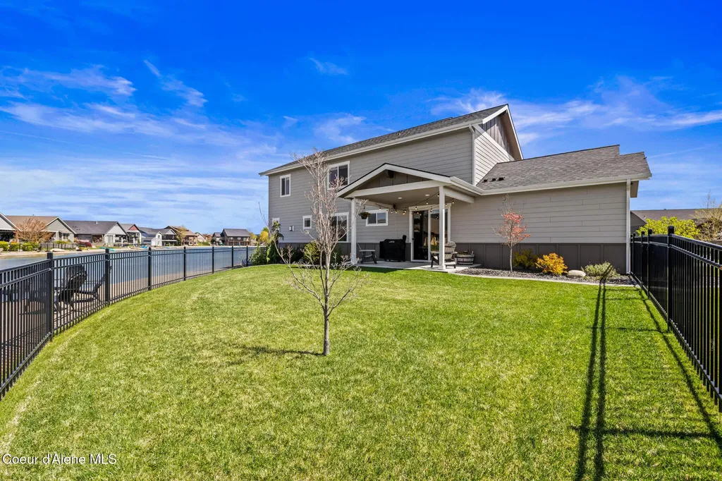 13806 N Treasure Island Court Rathdrum ID 83858
