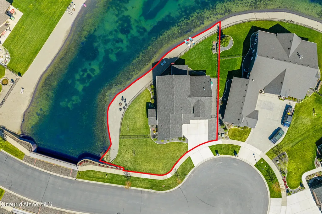 13806 N Treasure Island Court Rathdrum ID 83858