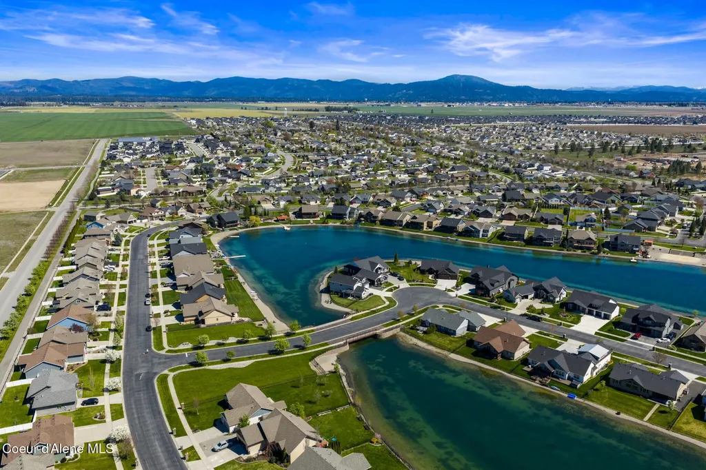 13806 N Treasure Island Court Rathdrum ID 83858
