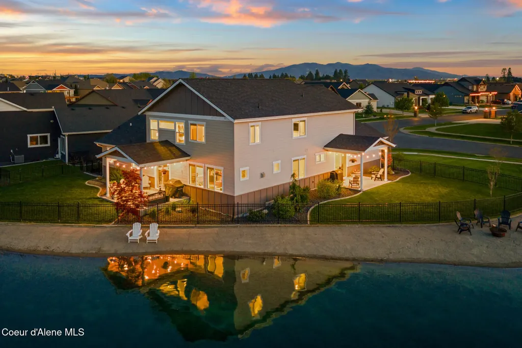 13806 N Treasure Island Court Rathdrum ID 83858