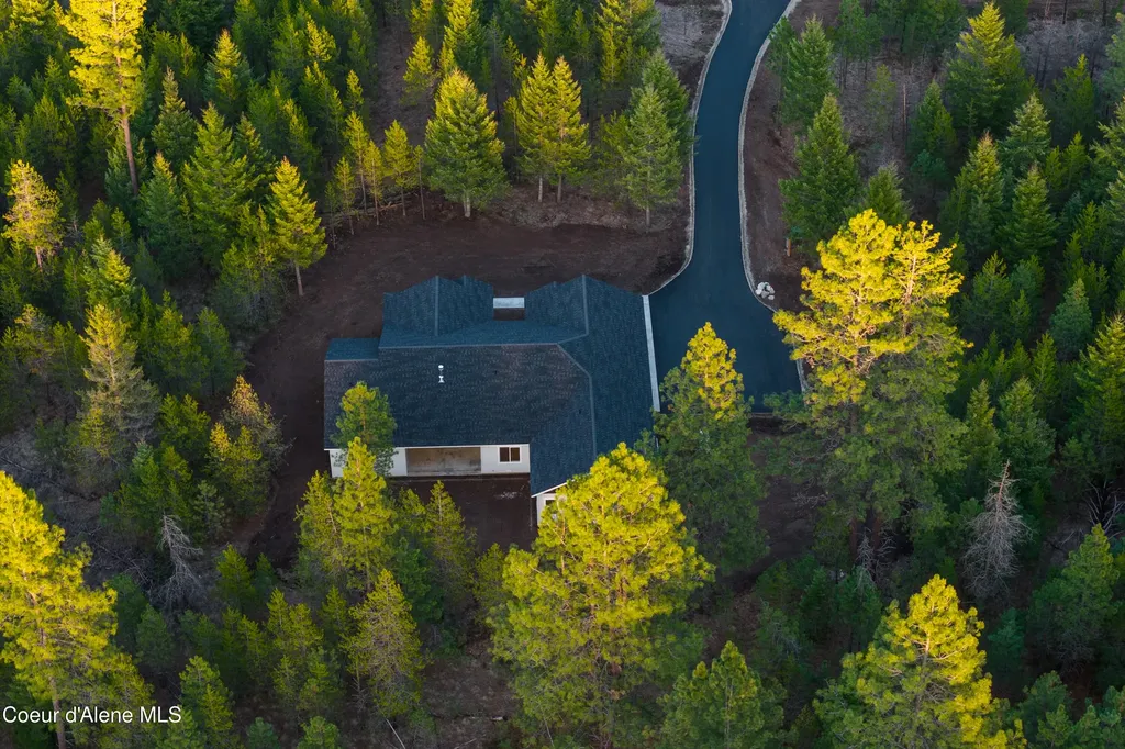 150 Atlanta Way Spirit Lake ID 83869