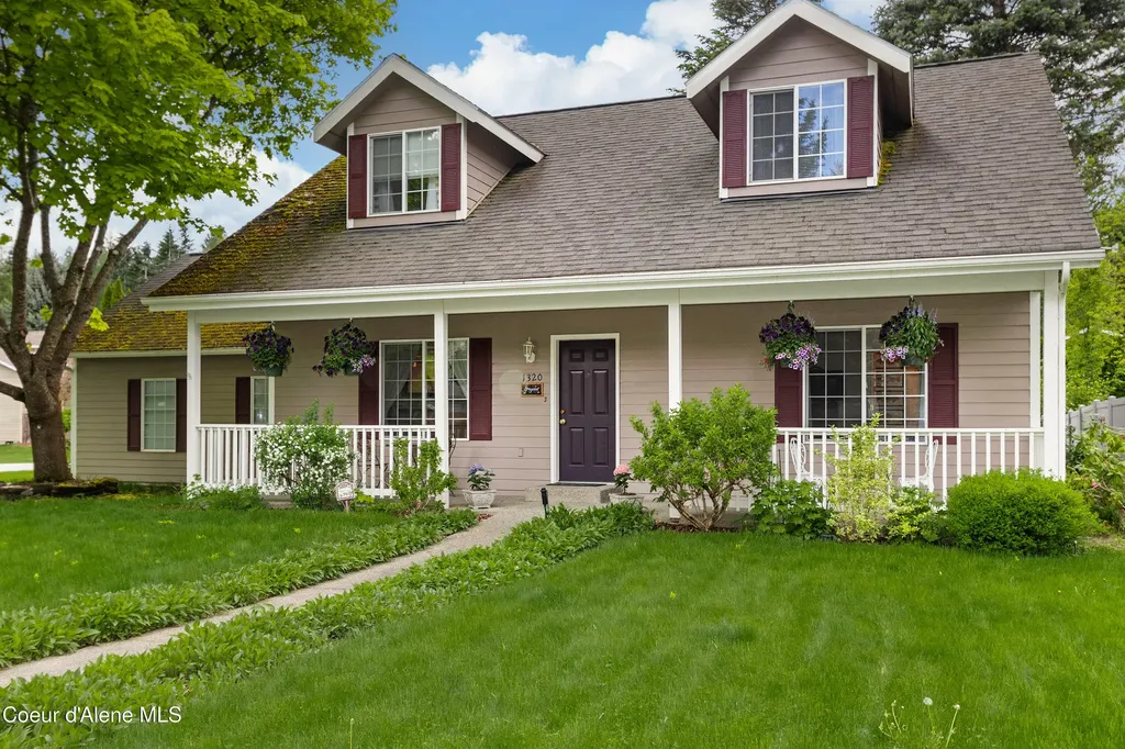 1320 Mathison Drive Sandpoint ID 83864