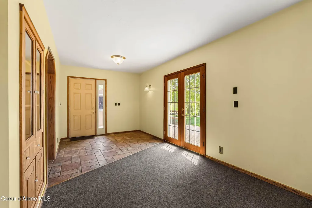 288 Lignite Road Sagle ID 83860