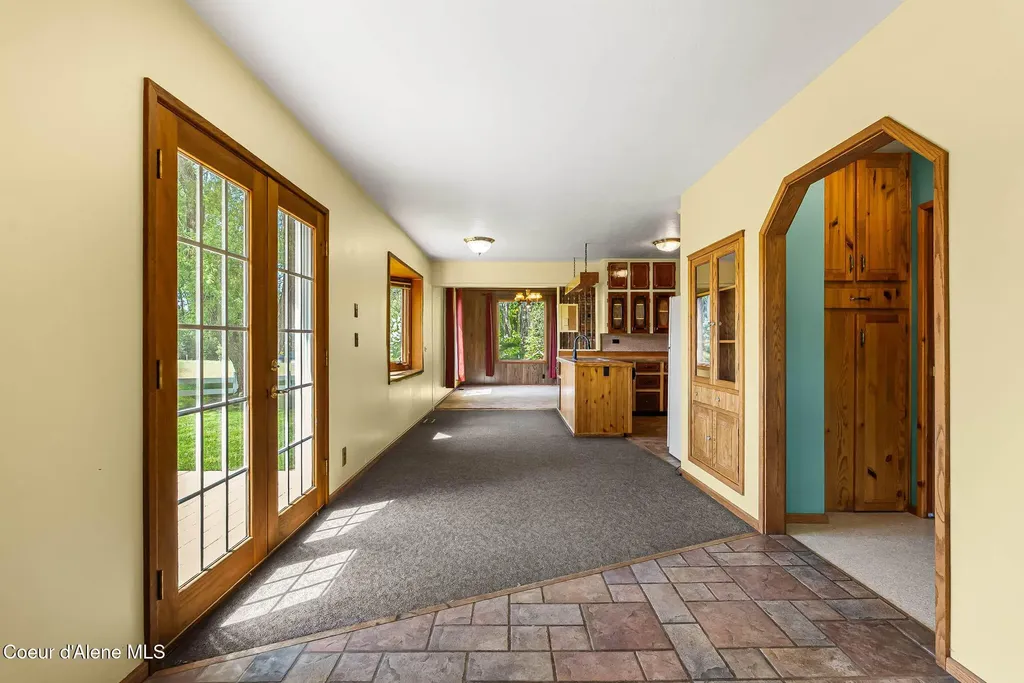 288 Lignite Road Sagle ID 83860
