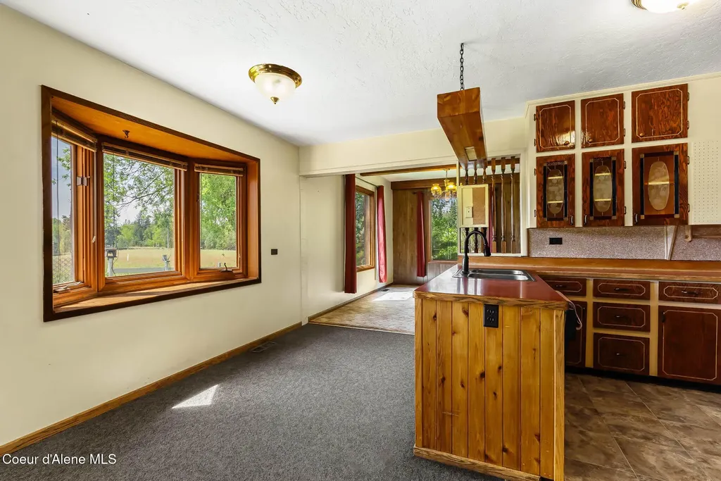 288 Lignite Road Sagle ID 83860