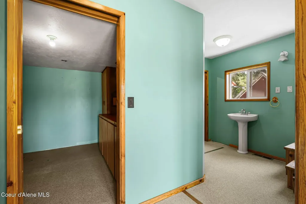 288 Lignite Road Sagle ID 83860
