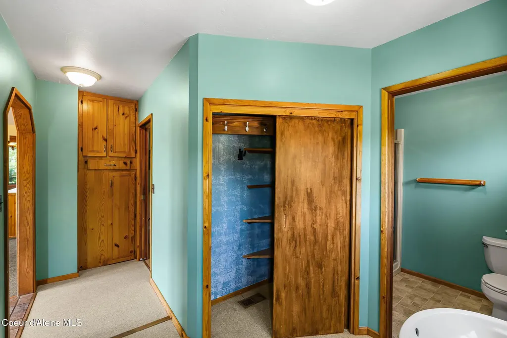 288 Lignite Road Sagle ID 83860