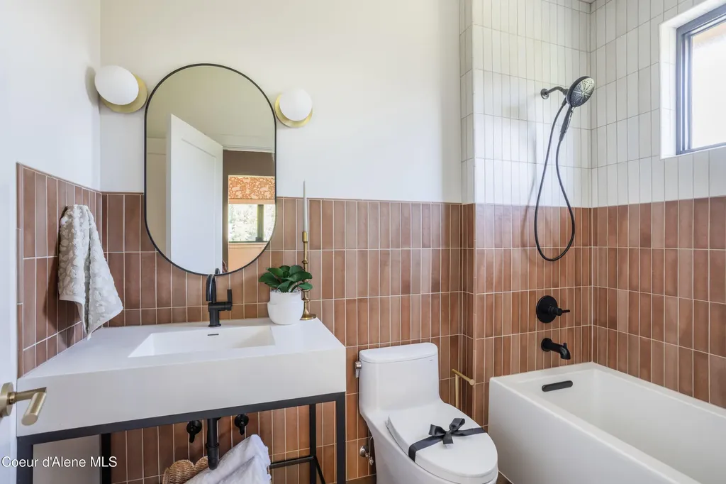12 Alpenrose Lane Sandpoint ID 83864