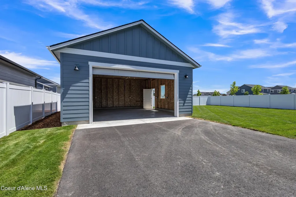 3448 N Columba Street Post Falls ID 83854