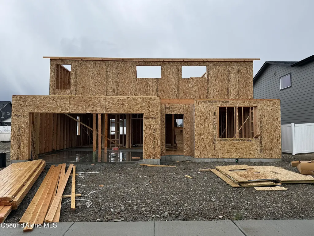 3424 N Columba Street Post Falls ID 83854
