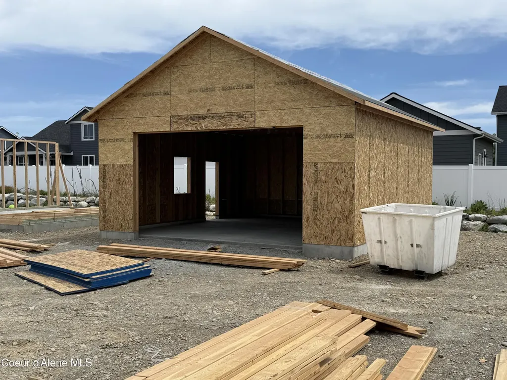 3424 N Columba Street Post Falls ID 83854