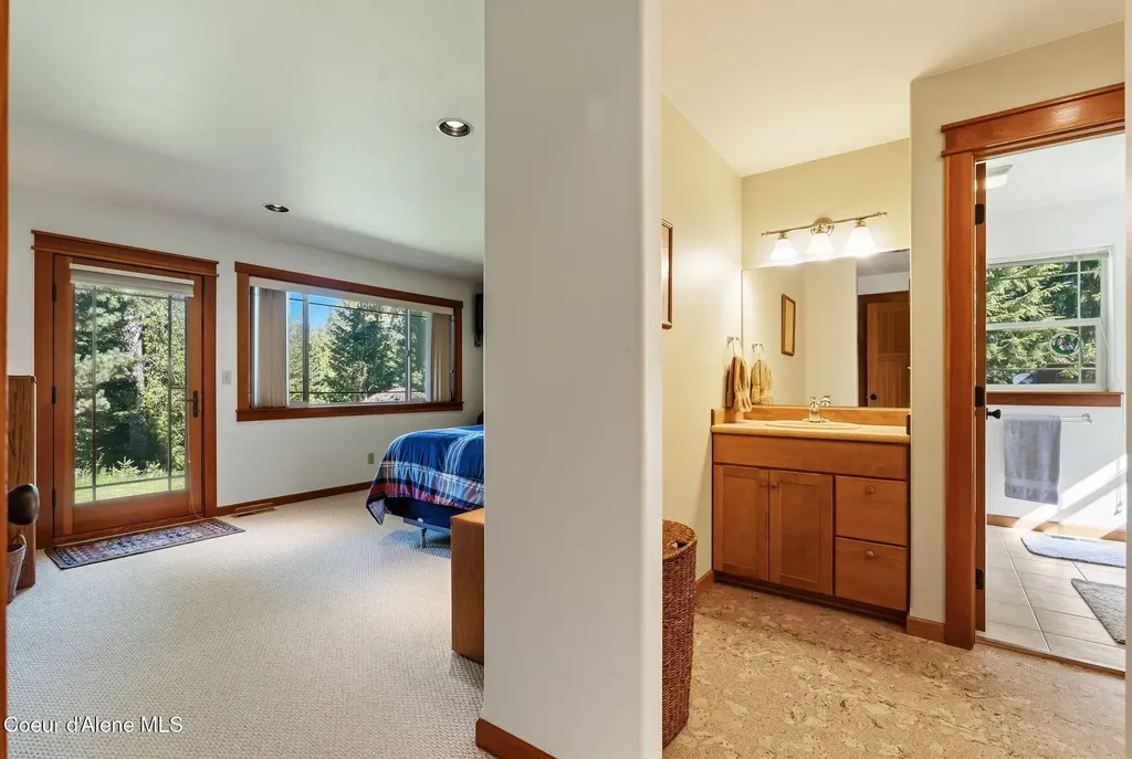 1196 Gold Creek Road Sandpoint ID 83864