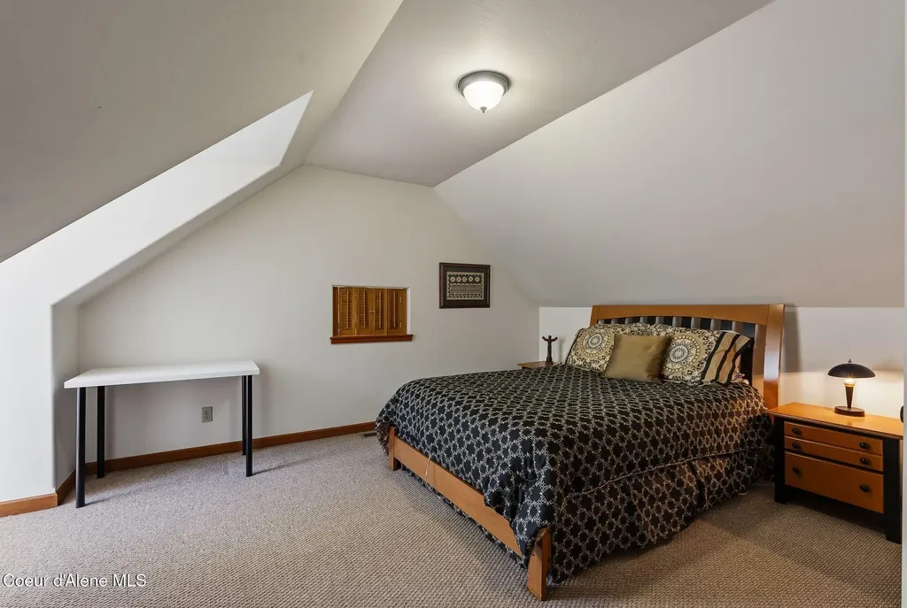 1196 Gold Creek Road Sandpoint ID 83864