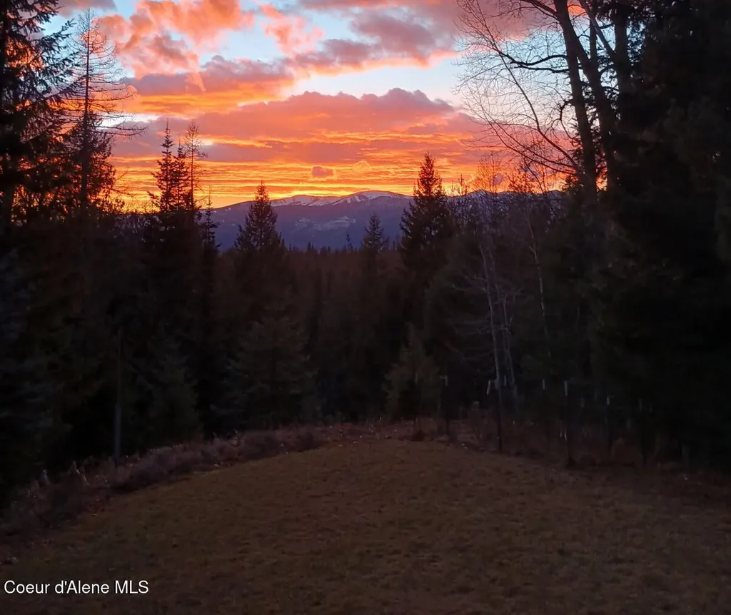 1196 Gold Creek Road Sandpoint ID 83864