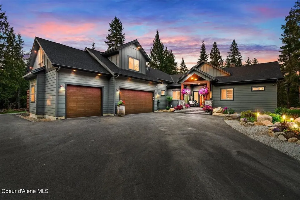 529 S Beaver Lake Road Athol ID 83801