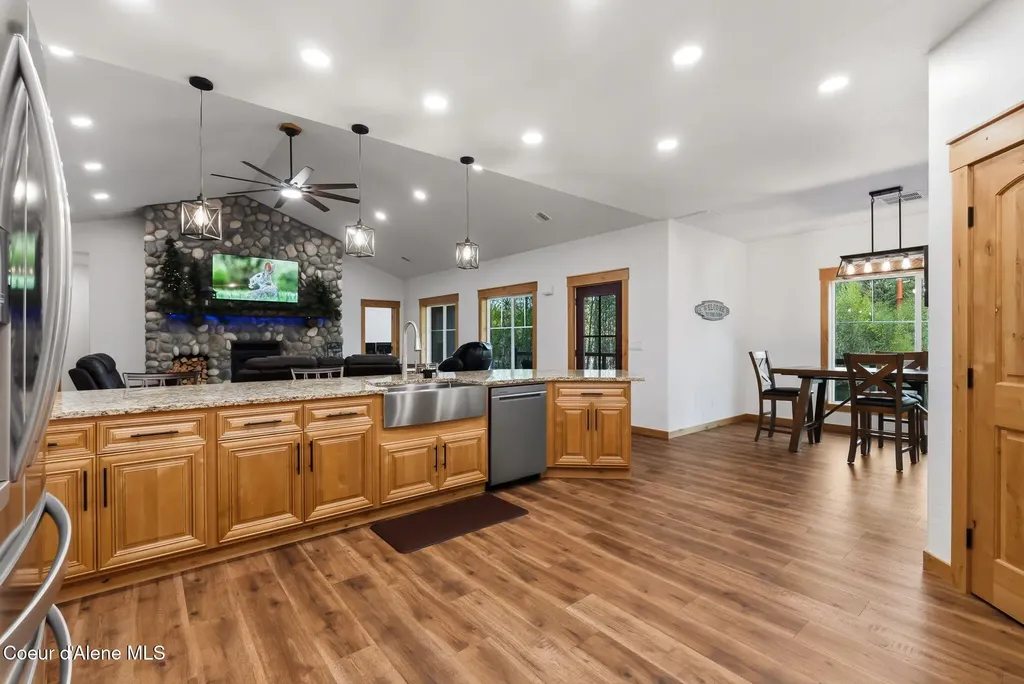 474 Granite Ridge Road E Sandpoint ID 83864