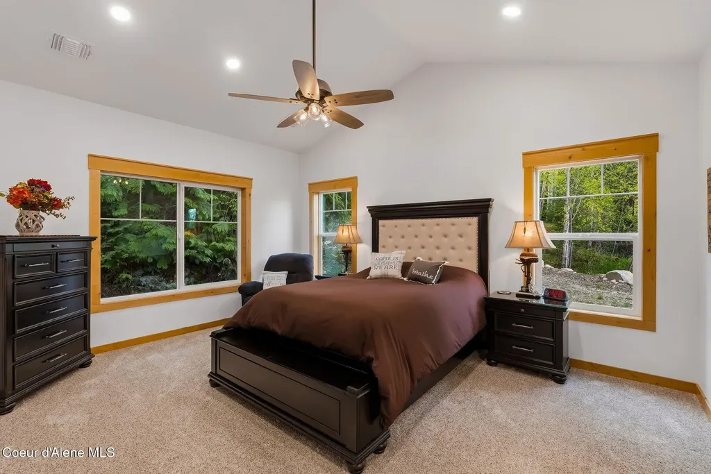 474 Granite Ridge Road E Sandpoint ID 83864