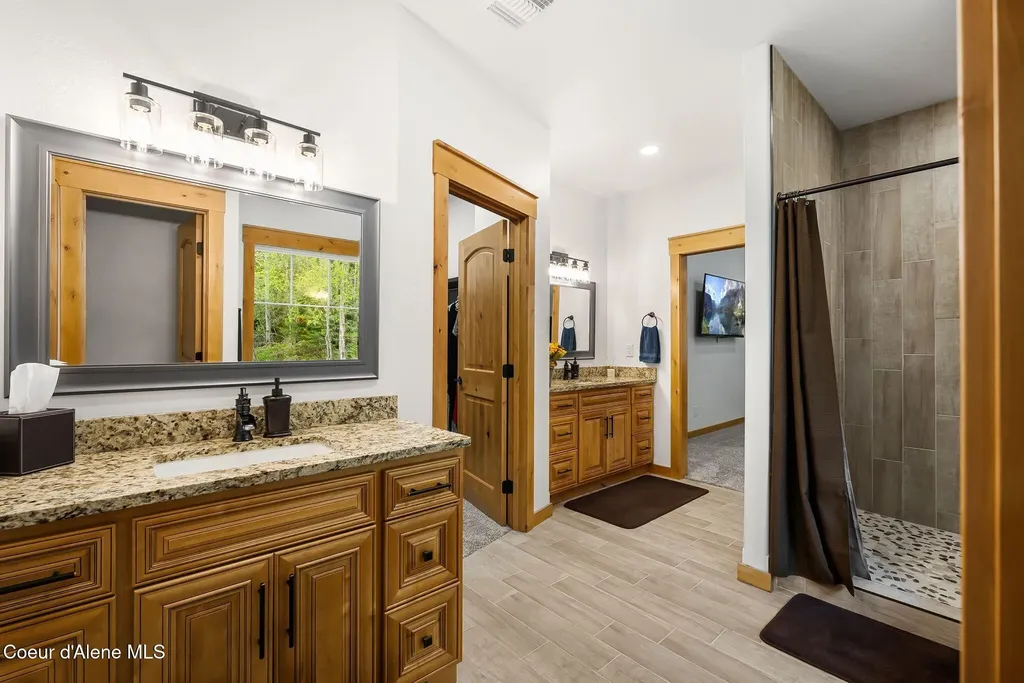 474 Granite Ridge Road E Sandpoint ID 83864