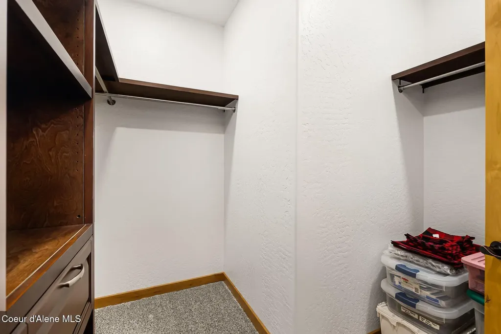 474 Granite Ridge Road E Sandpoint ID 83864