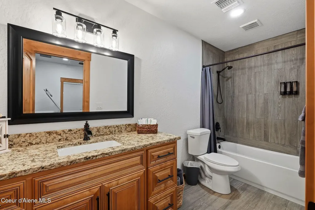 474 Granite Ridge Road E Sandpoint ID 83864