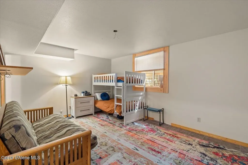 13764 S Ridgeview Drive Harrison ID 83833