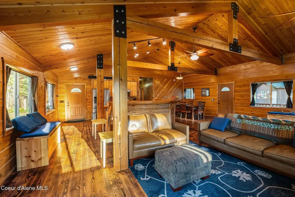 6693 River Road Clark Fork ID 83811