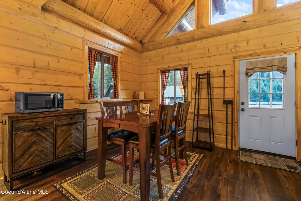 6693 River Road Clark Fork ID 83811