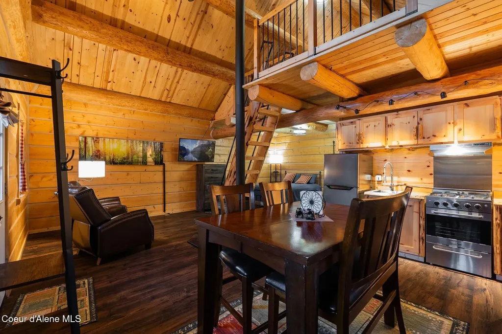 6693 River Road Clark Fork ID 83811