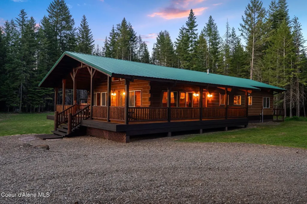 6693 River Road Clark Fork ID 83811