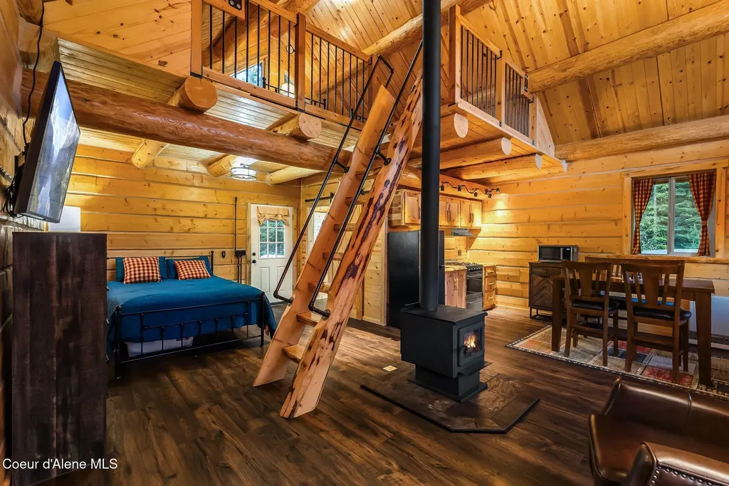 6693 River Road Clark Fork ID 83811