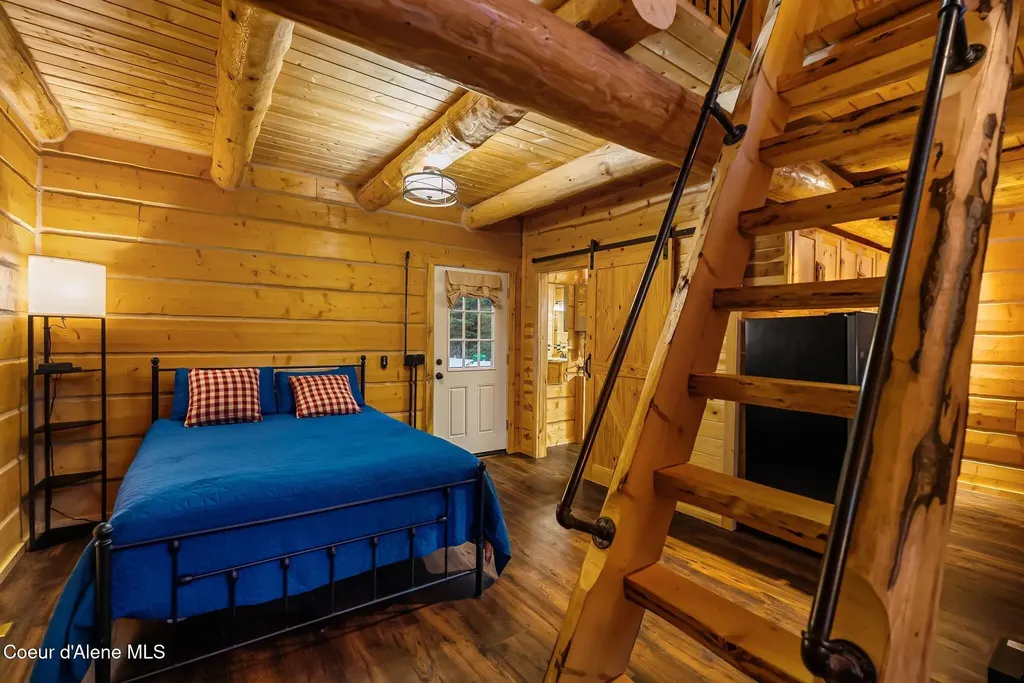 6693 River Road Clark Fork ID 83811