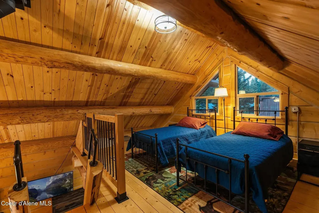 6693 River Road Clark Fork ID 83811