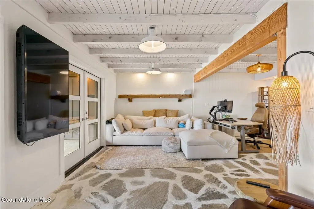 2937 E Upper Hayden Lake Road Hayden ID 83835