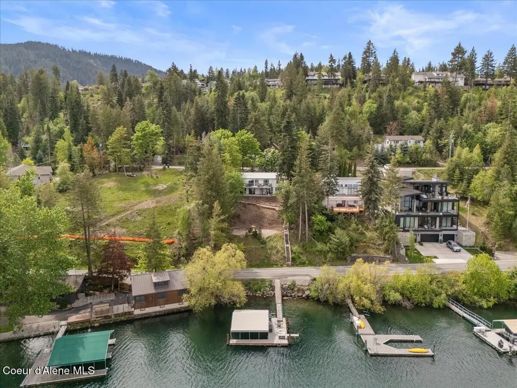 2937 E Upper Hayden Lake Road Hayden ID 83835