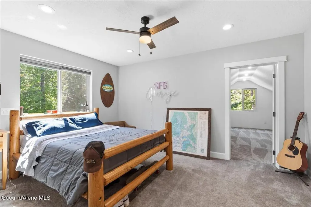 529 S Beaver Lake Road Athol ID 83801