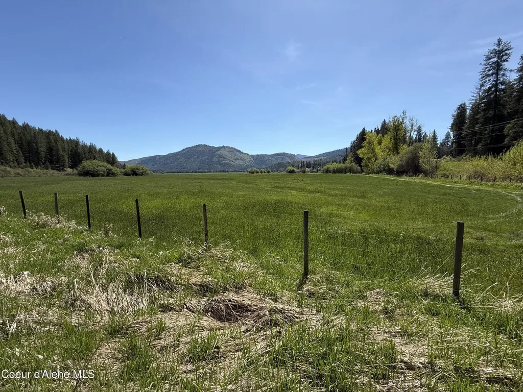 12774 S Highway 3 Cataldo ID 83810