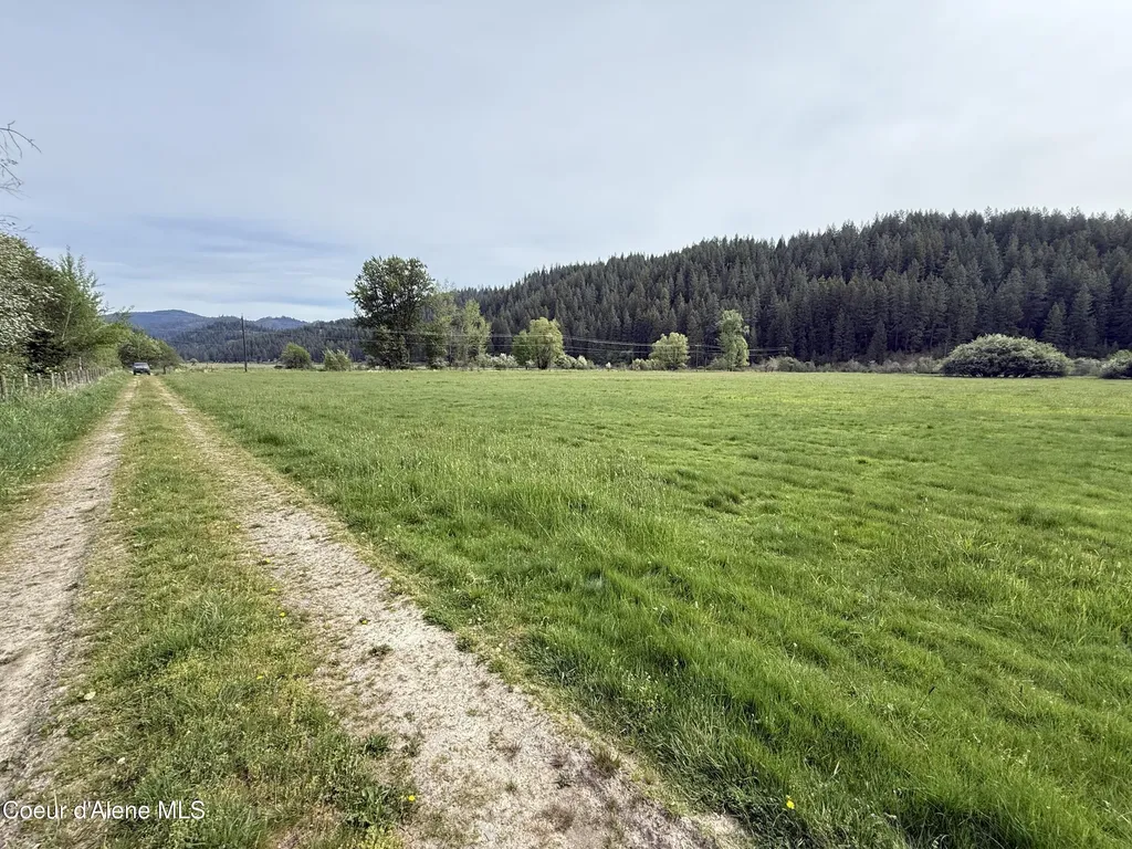 12774 S Highway 3 Cataldo ID 83810