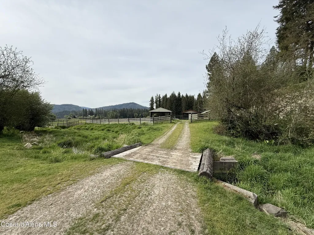 12774 S Highway 3 Cataldo ID 83810