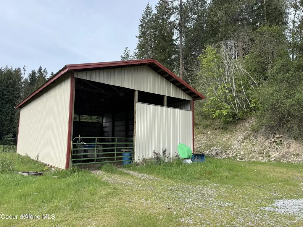 12774 S Highway 3 Cataldo ID 83810