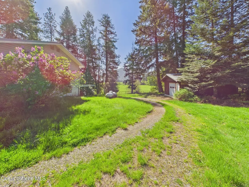 12948 S Highway 3 Cataldo ID 83810