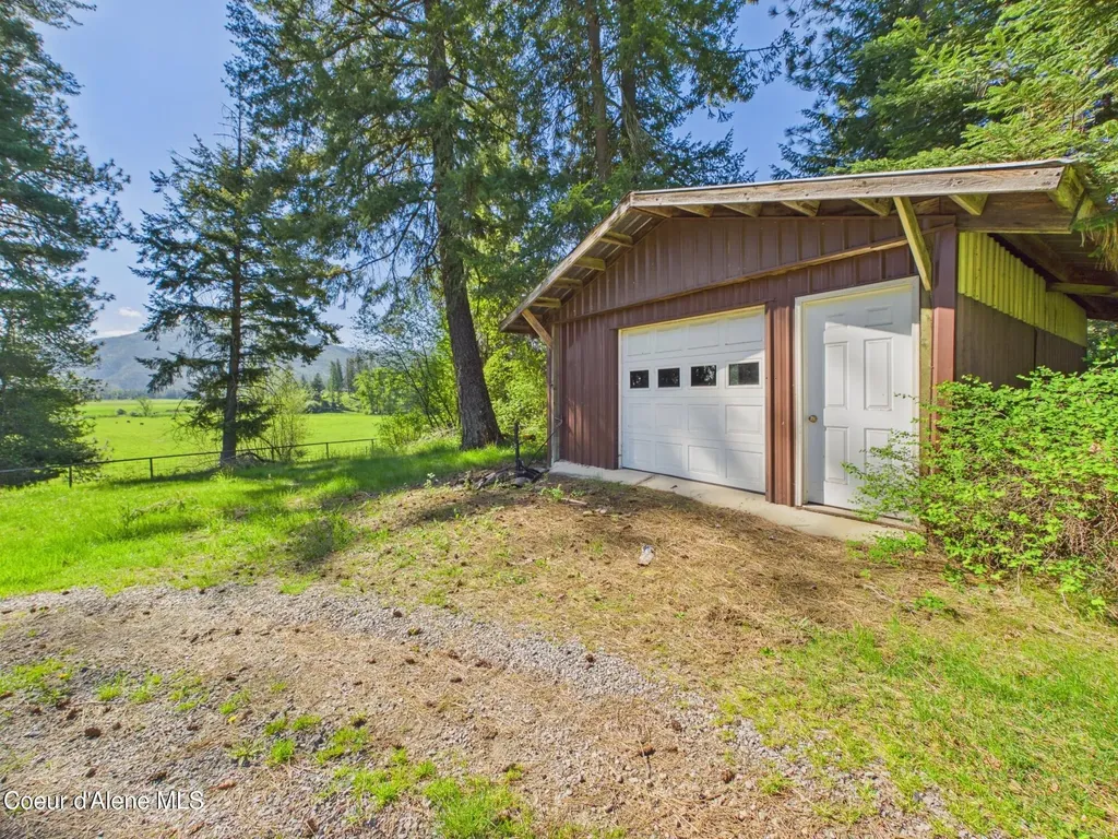 12948 S Highway 3 Cataldo ID 83810