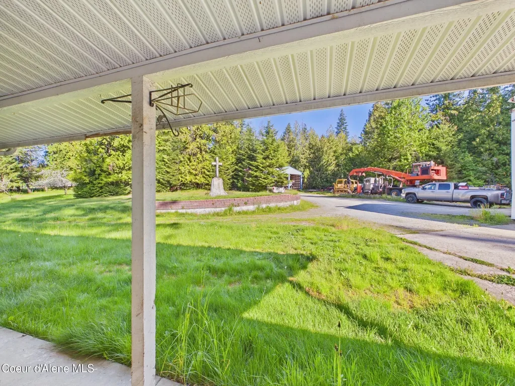 12948 S Highway 3 Cataldo ID 83810